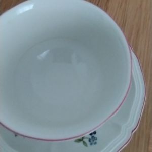 Villeroy & Boch Petite Fleur Tea Set For Pieces